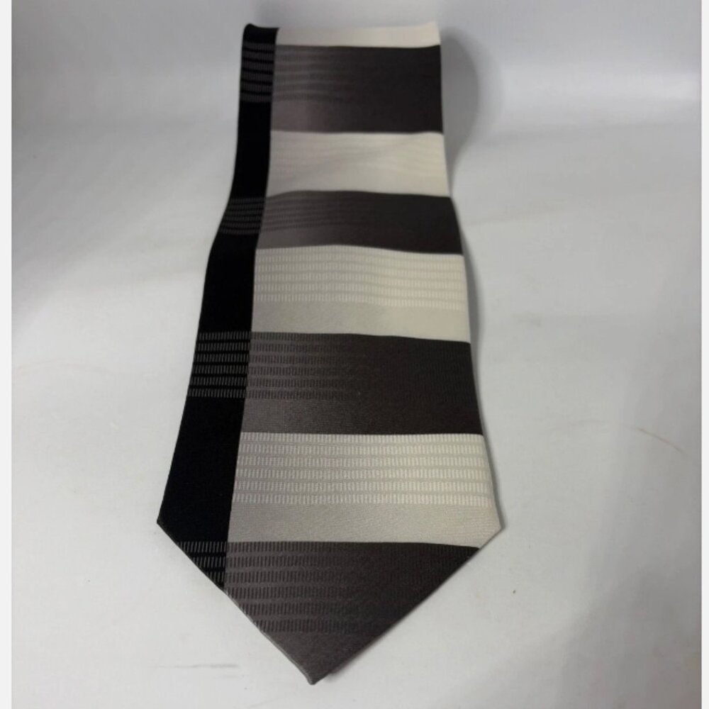 Alexander Julian Colours Black Gray Hand Made 100% Silk Men’s Neck Tie China